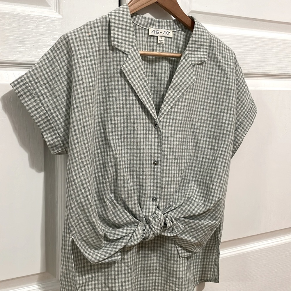 NWOT Boutique Plaid She +Sky Top